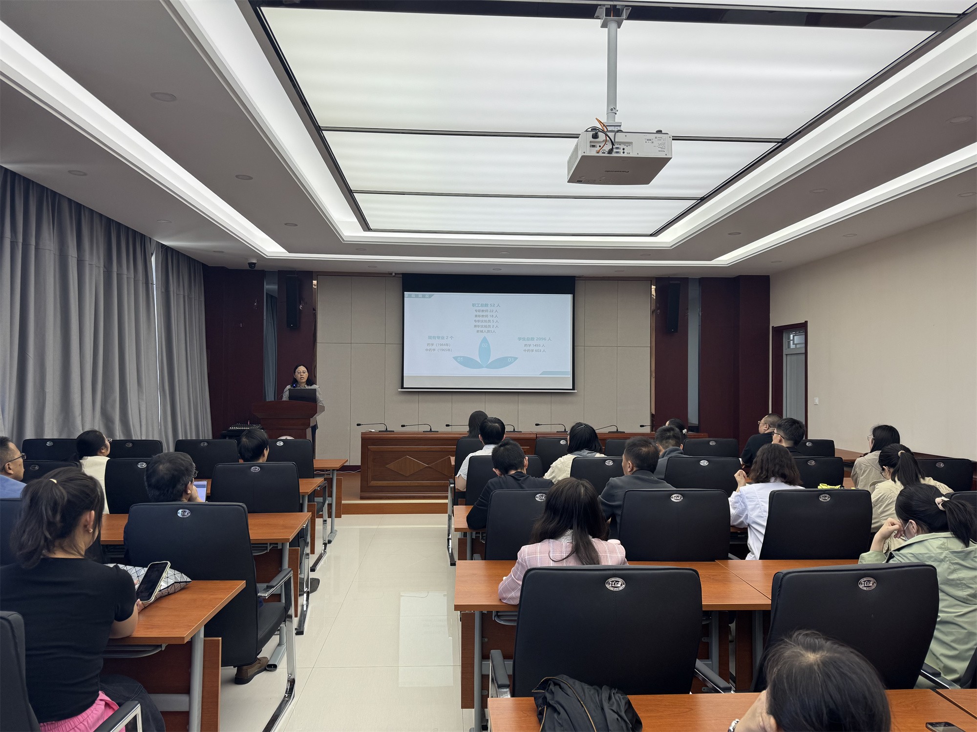 1727405526896020122.jpg 1a7f2b687a00a81f03af7f3229380a5.jpg